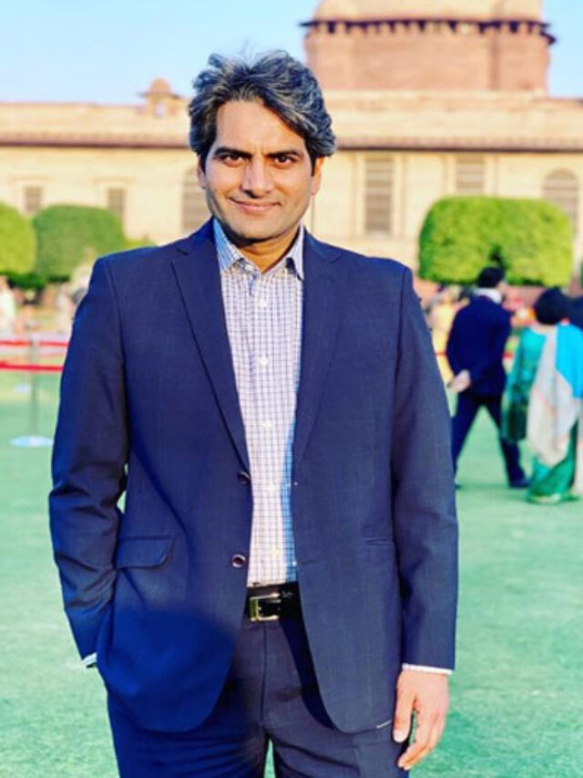 sudhir-chaudhary-age-wife-family-biography-more-all-latest-news