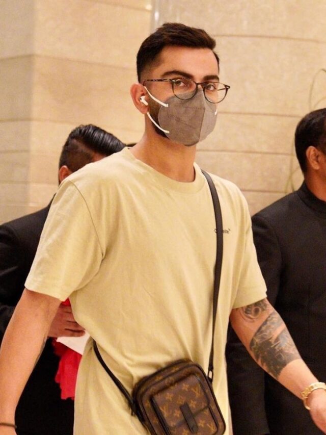 Virat Kohli Arrives in a New Stylish Haircut at Mohali for 1st T20I against Australia